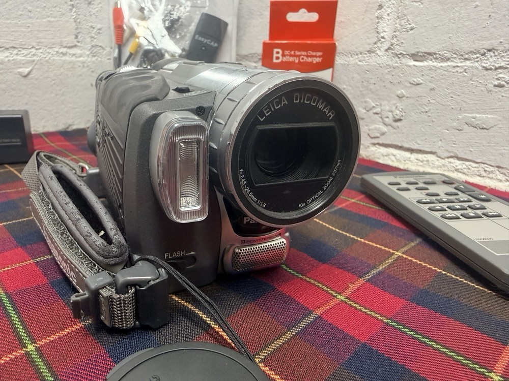 Panasonic NV-GS70 Mini DV Digital Camera Camcorder Tested