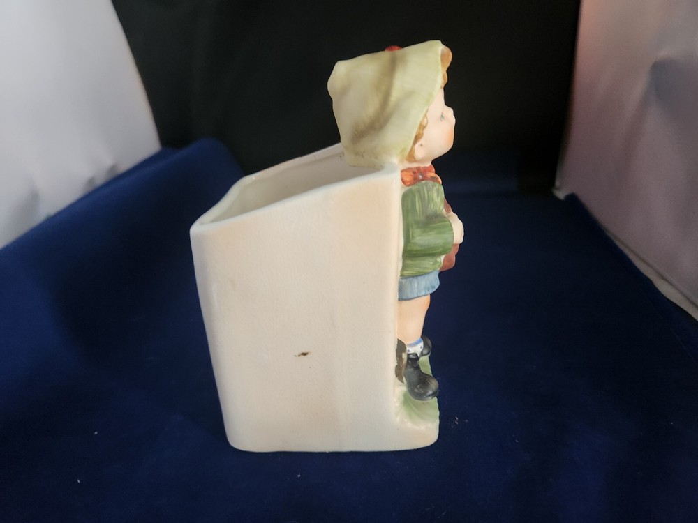 Vintage Napco Ceramic Boy With Banjo Planter