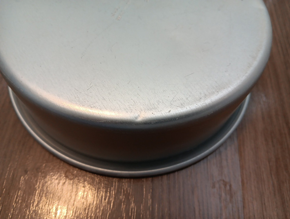 Wilton Round Cake Baking Aluminum Pan 6” Diameter 2” Deep 2105-2185
