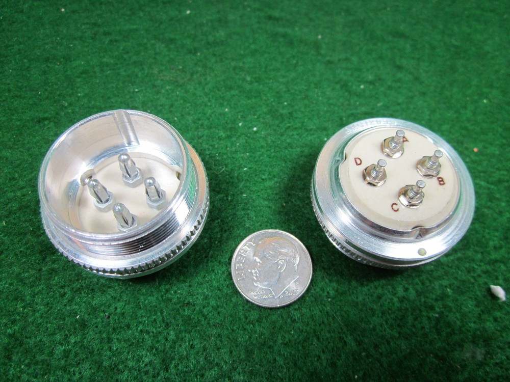 (1) ARC 12093 SOCKET w/key Type 12 & 15 NOS