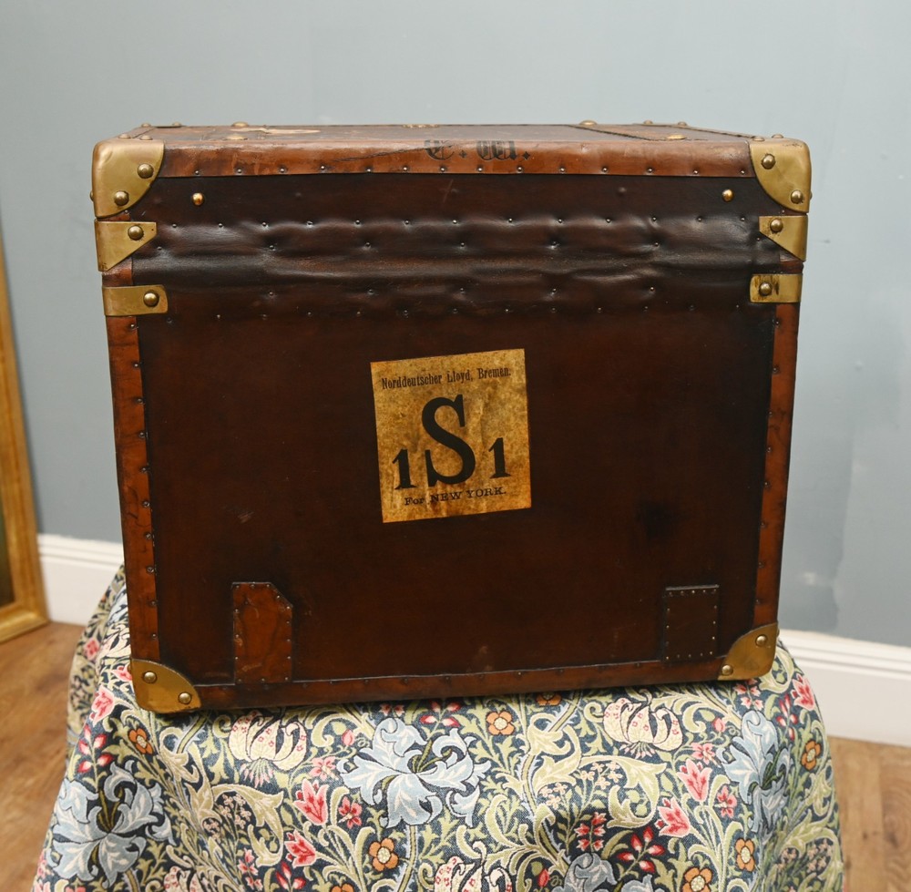 Vintage Leather Travelling Trunk Table Steamer Box