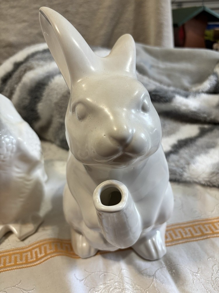 Vintage Porcelain/Ceramic Duck & Rabbit Pitchers 10” 1 quart