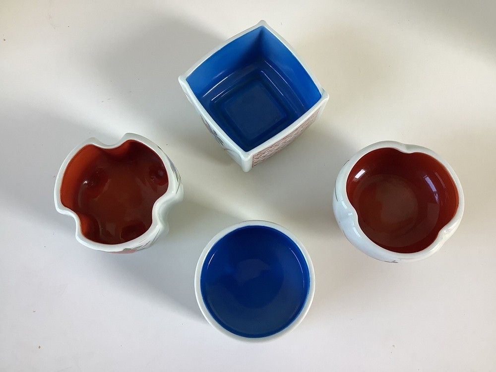 Four mini Asian floral decorated planters