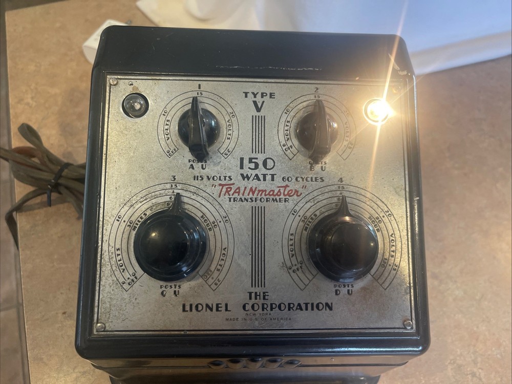Lionel Type V 150 Watt TRAINmaster Transformer