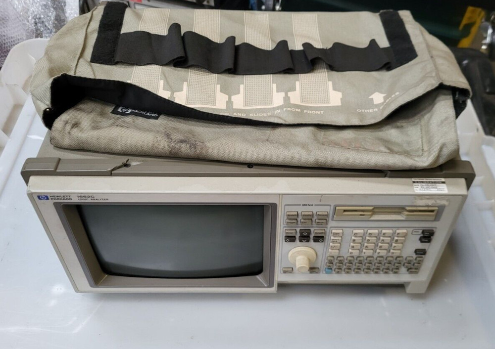 HP 1662C 68-CHANNEL LOGIC ANALYZER (R1S8.6)