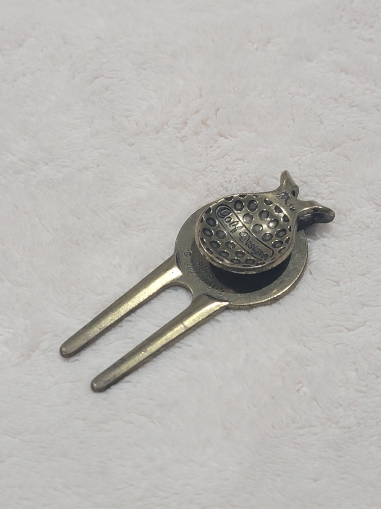 Carmel Mountain Ranch Golf Divot