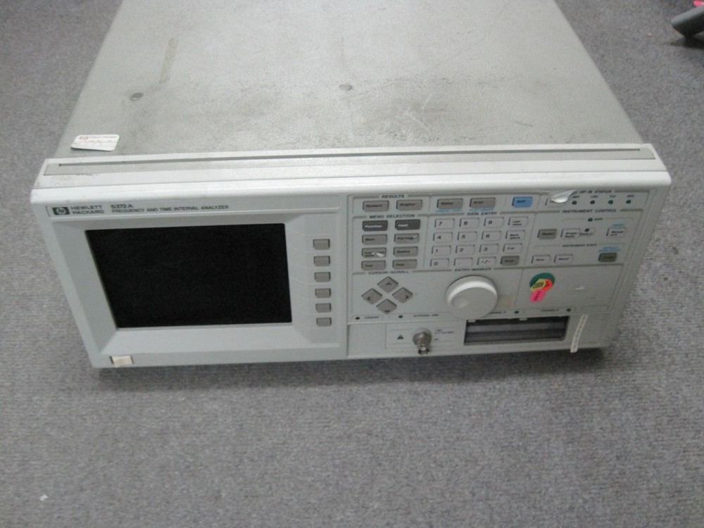 HP 5372A FREQUENCY AND TIME INTERVAL ANALYZER *FOR PARTS*