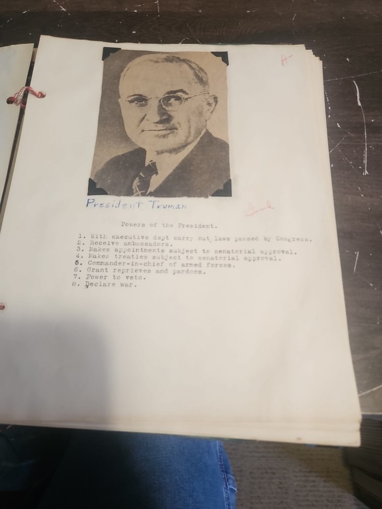 VINTAGE 1940’s WWII BUDDIES ‘VICTORY NOTE BOOK’ Notebook, Info Inside