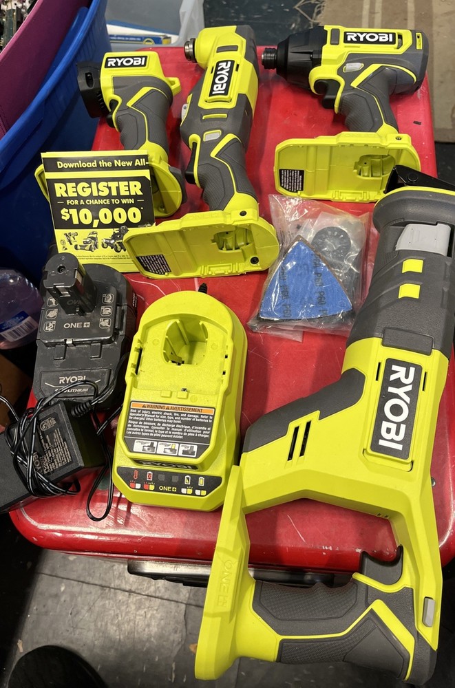 Ryobi 6 Piece Tool Set W/tool Bag & Sanding Items