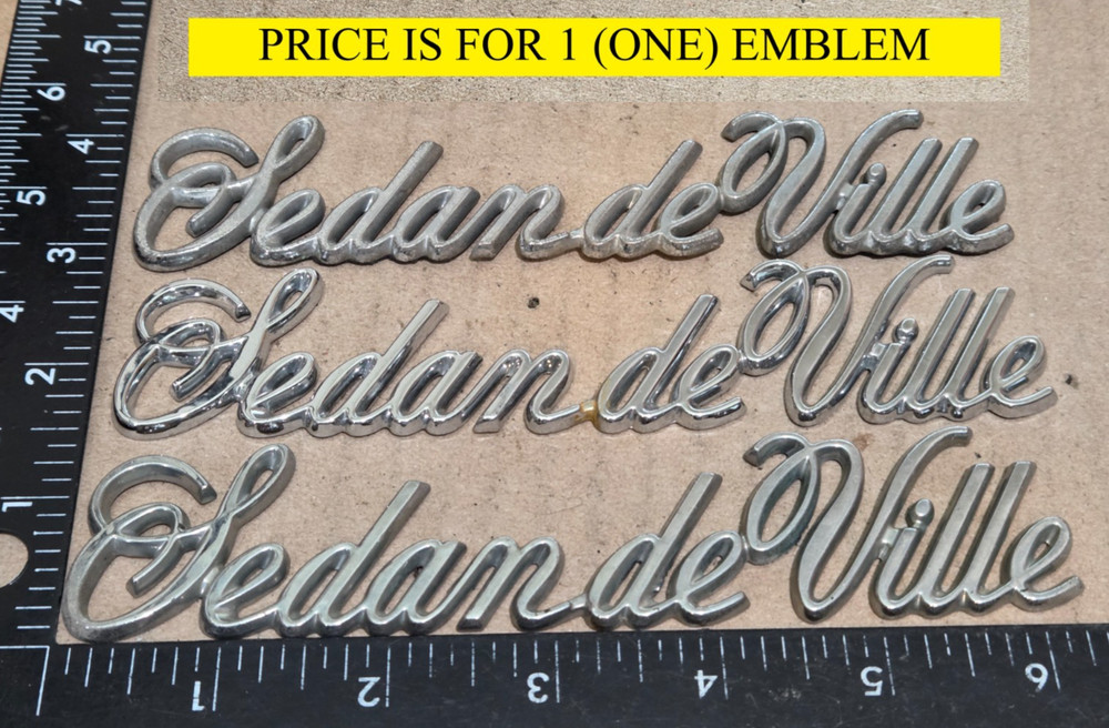 (1) CADILLAC SEDAN DEVILLE CIRCA '90 EMBLEM 6.3" (6408)