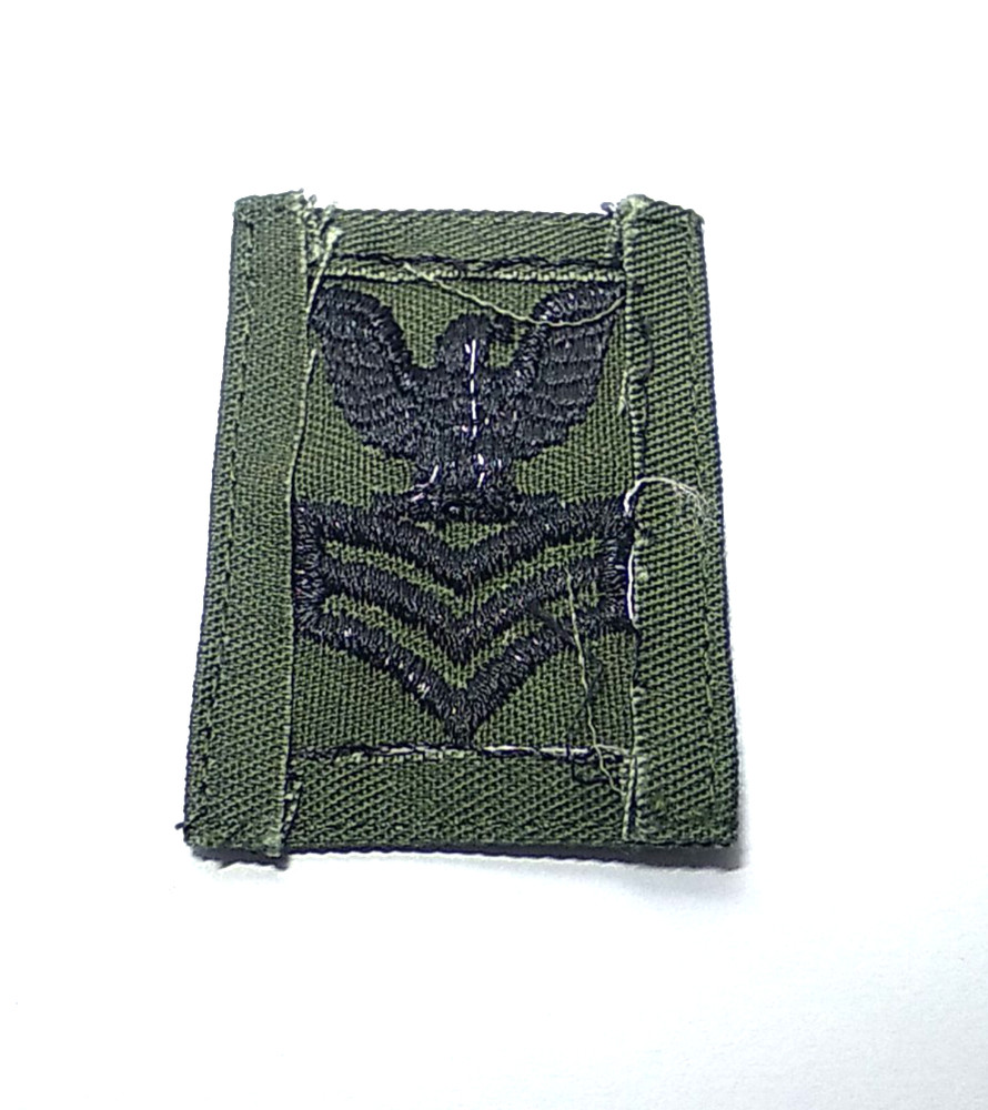 US Navy BDG Subdued Petty Officer 1st Class Cap Device E-6 Patch Vanguard NEW