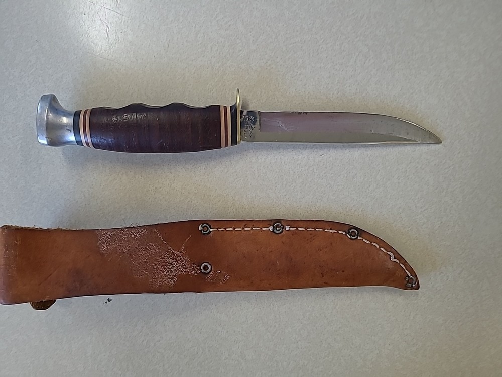 KA-BAR FIXED BLADE KNIFE 1235 & Original Leather Sheath