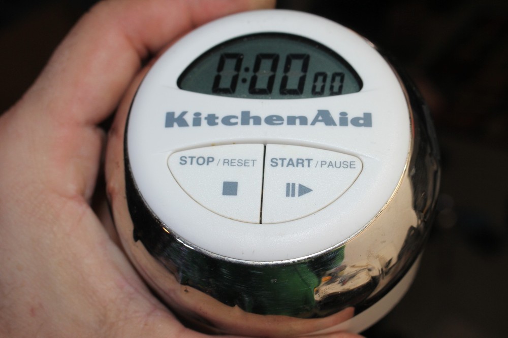 KitchenAid Digital Kitchen Timer Easy to Read Series white/Chrome WORKS 2 button
