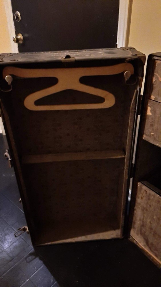 Antique Vintage WWll Trunk