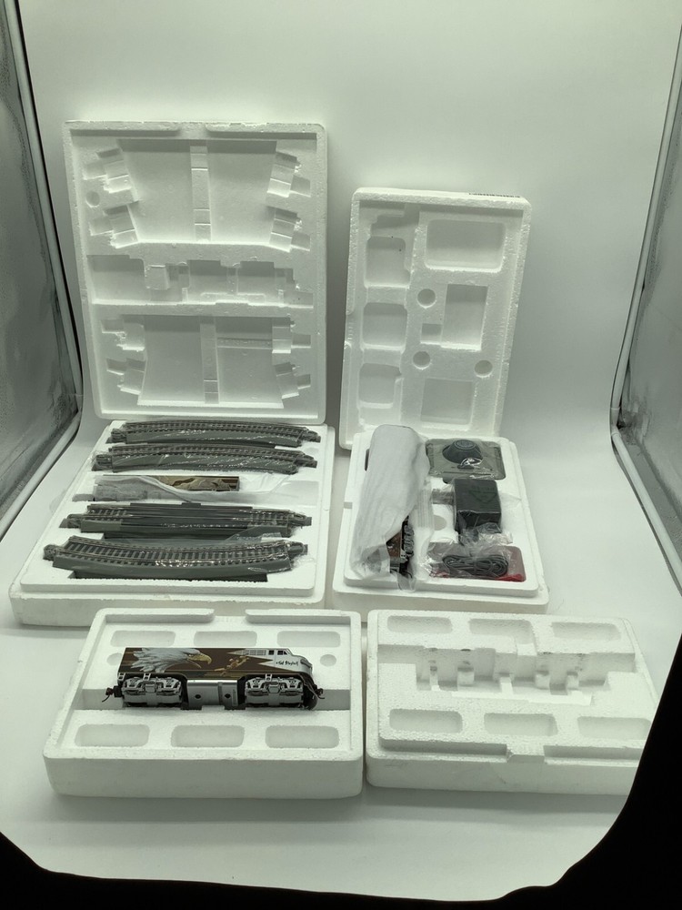 Open Box Bachmann Hawthorne Village Masterpiece Railways Blaylock Eagles Train