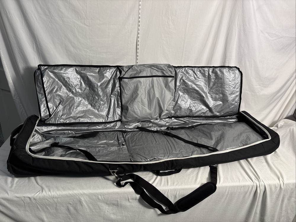 Athletico 157cm Snowboard Bag