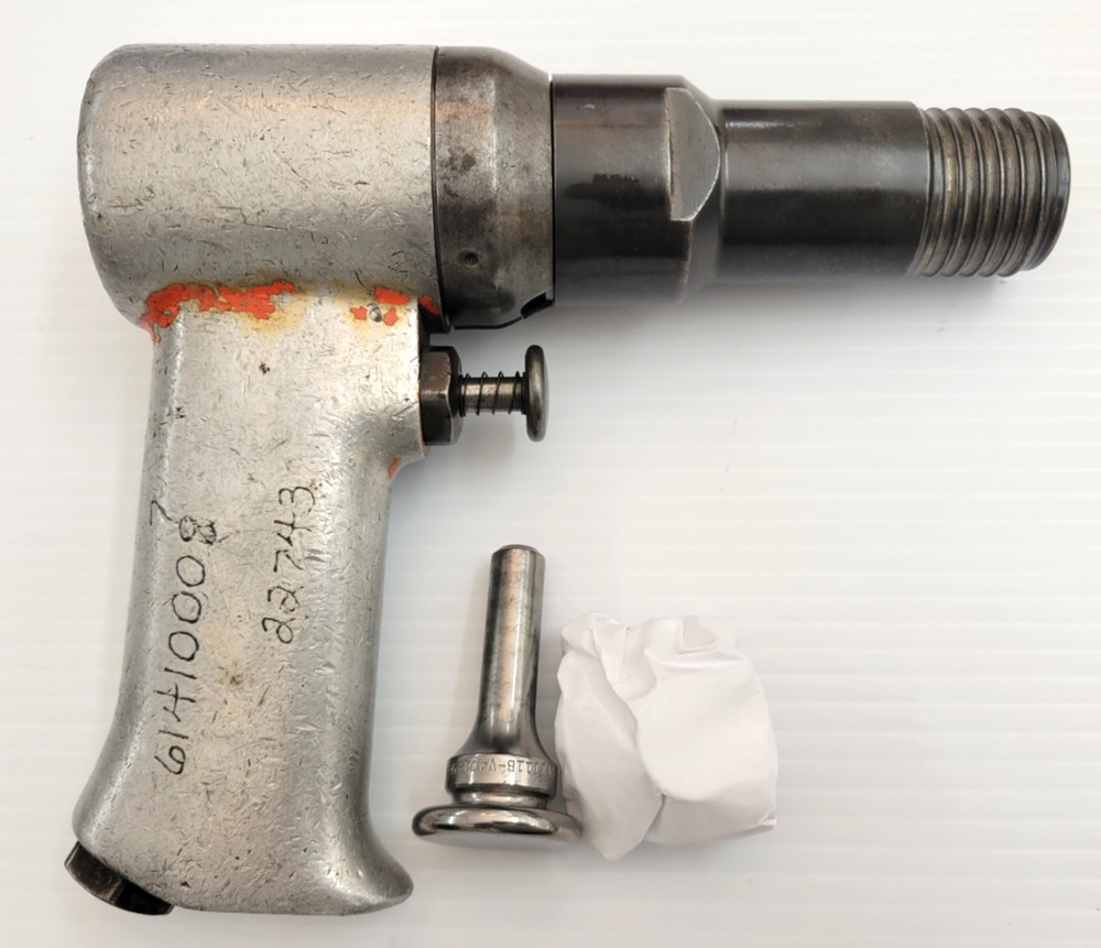 APT Jiffy Model 300 RIVET GUN 001