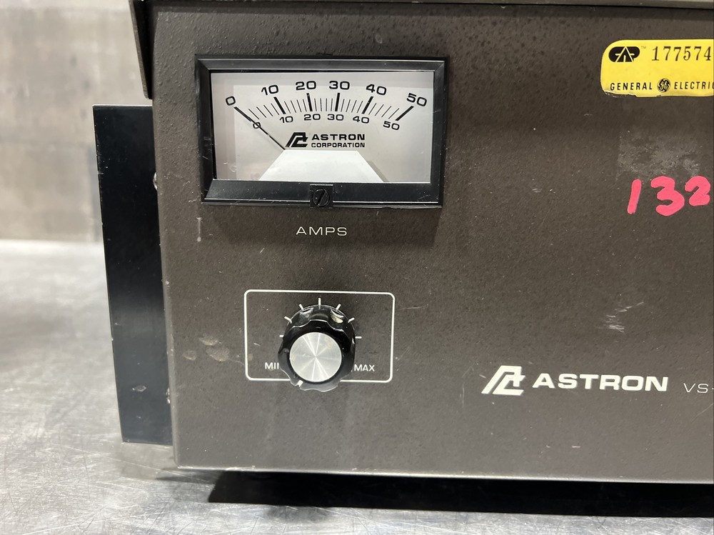 ASTRON VS-50M POWER SUPPLY 50-AMP ADJUSTABLE VOLTAGE AND CURRENT LIMITER. Used