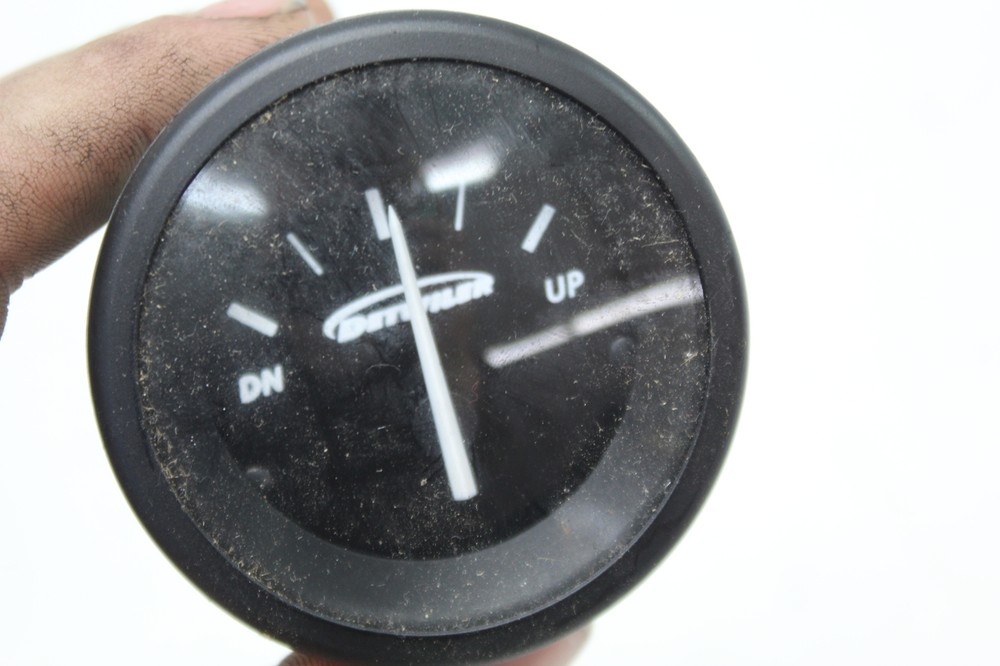 DETWILER TRIM GAUGES