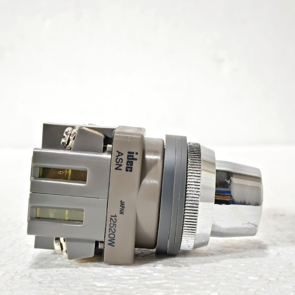 IDEC SELECTOR SWITCH ASN3K11 NEW