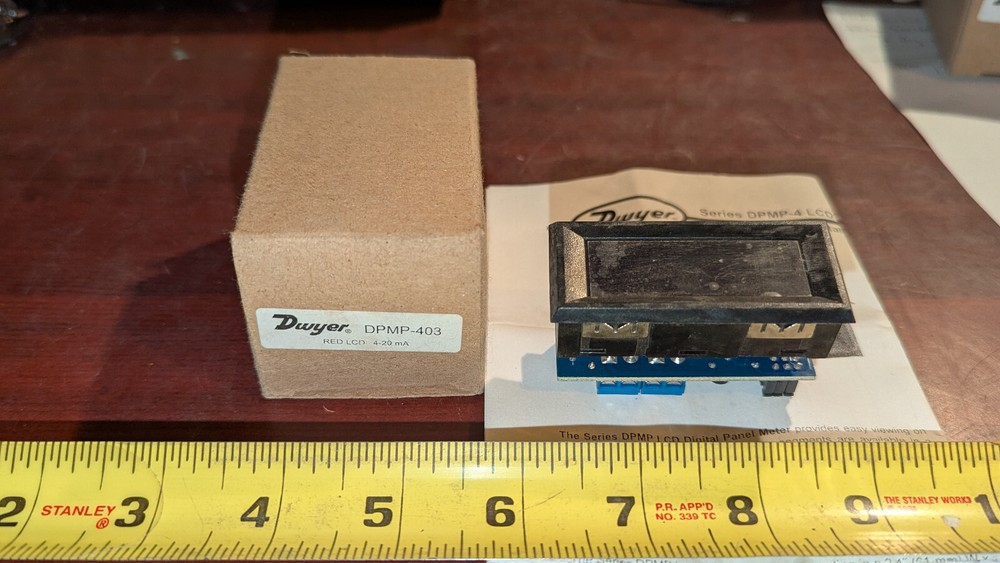 (1) Dwyer Red Digital LCD Panel Meter DPMP-403 NIB