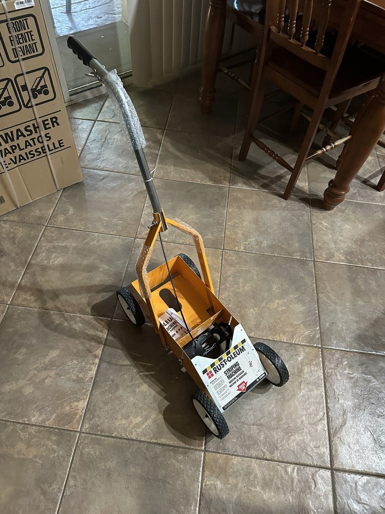 Rust-Oleum 2395000 High-Performance Striping Line Marking Machine 9" x 27.5"