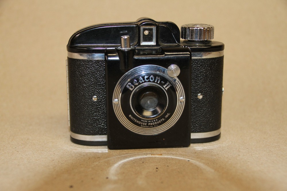 Beacon ii Camera and case