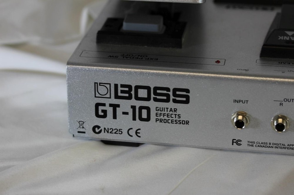 Boss GT-10 Guitar Effects Processor Pedal Board