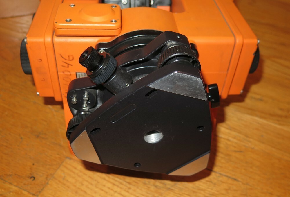 Geodimeter Robotic Survey Total Station & Case