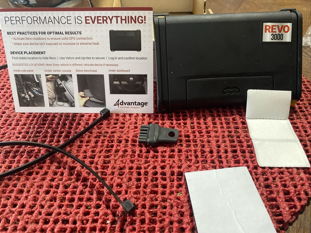 Advantage REVO 3000 GPS Vehicle Tracker