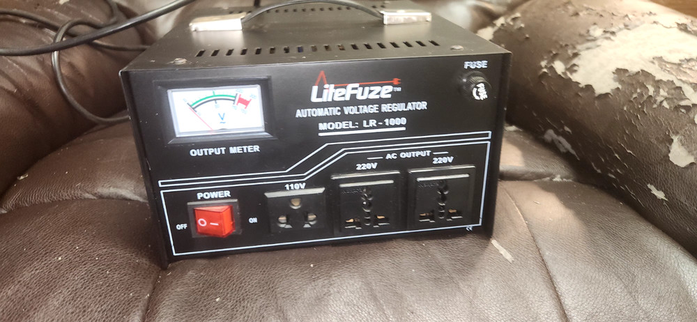 Litefuze LR-1000 Automatic Voltage Regulator