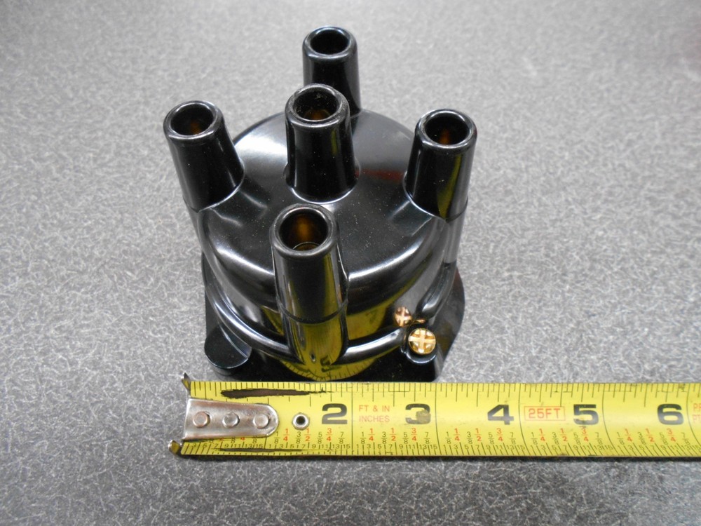 Standard DR437 Distributor Cap with Brass terminals, NOS!