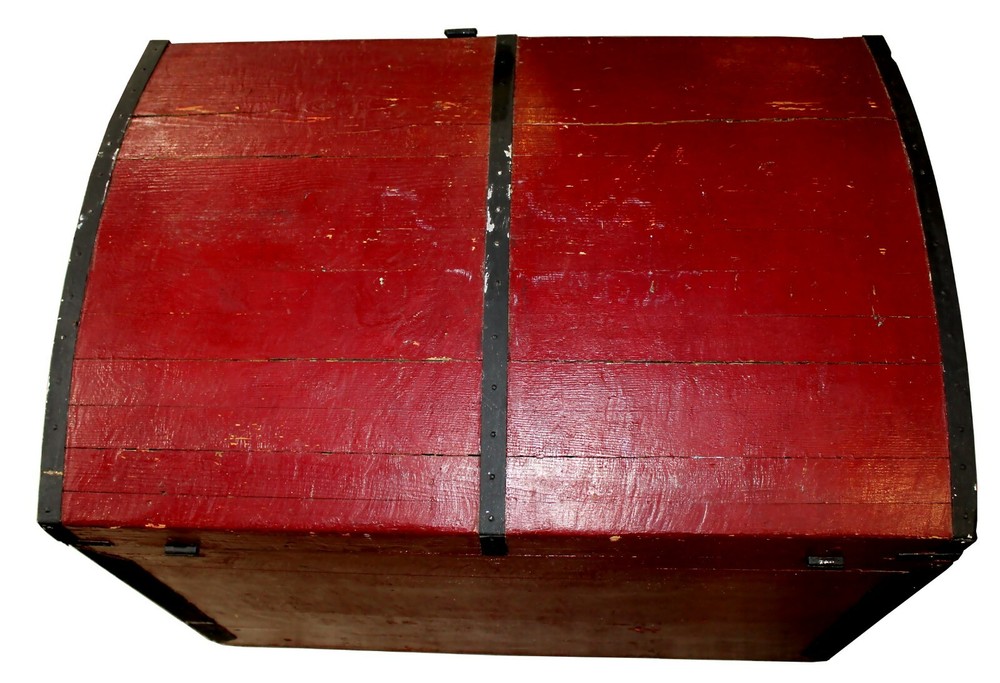 Vintage Handmade Cedar Red Storage Steamer Trunk Chest