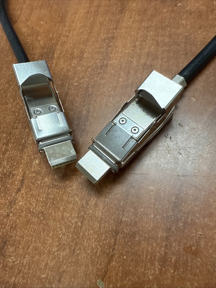 Genuine Cisco StackWise-320 Type 3 50CM Stacking Cable STACK-T3-50CM