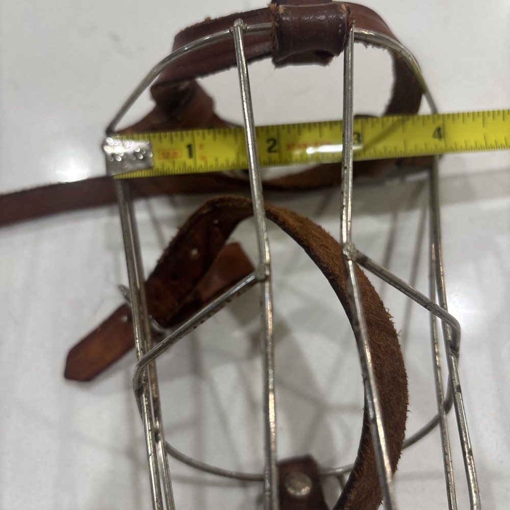 Dog Muzzle Adjustable Metal Wire Basket Leather Straps Small?