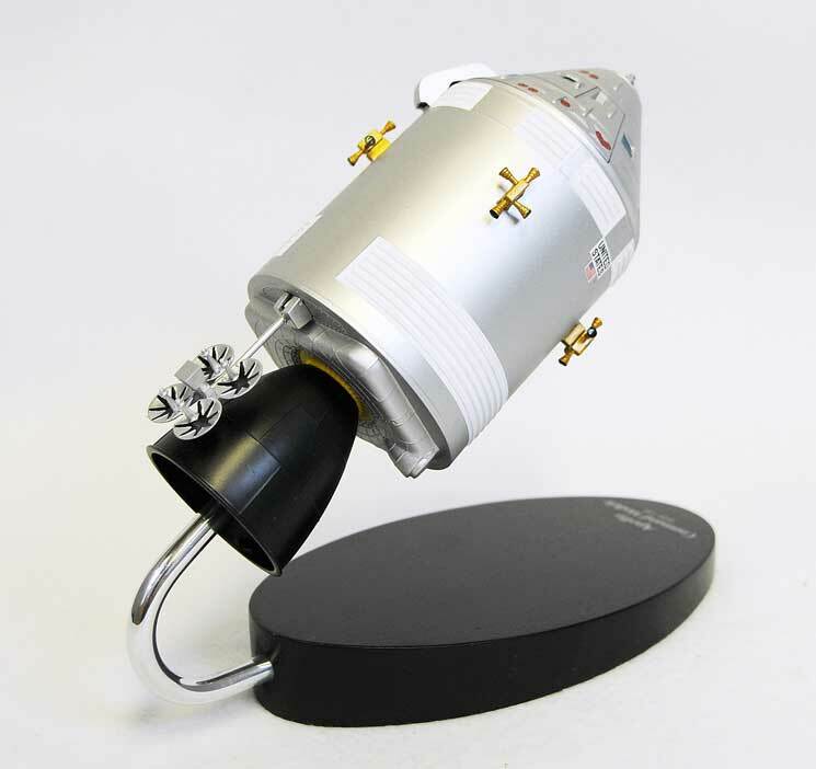 NASA Apollo Command Service Module Space Capsule Desk Top Display 1/48 SC Model
