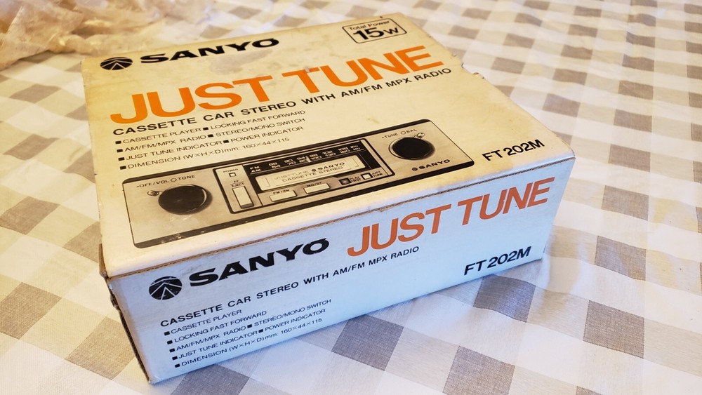 Brand new rare Sanyo cassette player