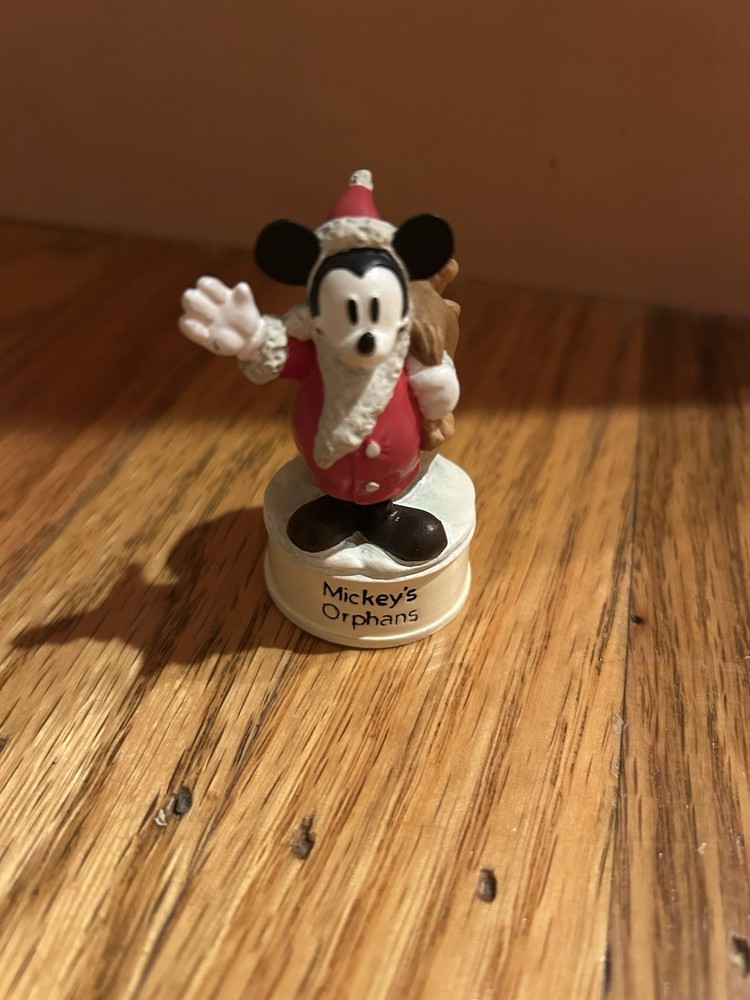 MICKEY’S ORPHANS FIGURINE LENOX THIMBLE COLLECTION DISNEY