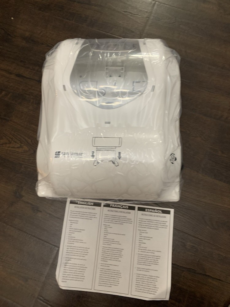 San Jamar Simplicity Essence Summit Touchless Paper Towel Dispenser WHITE