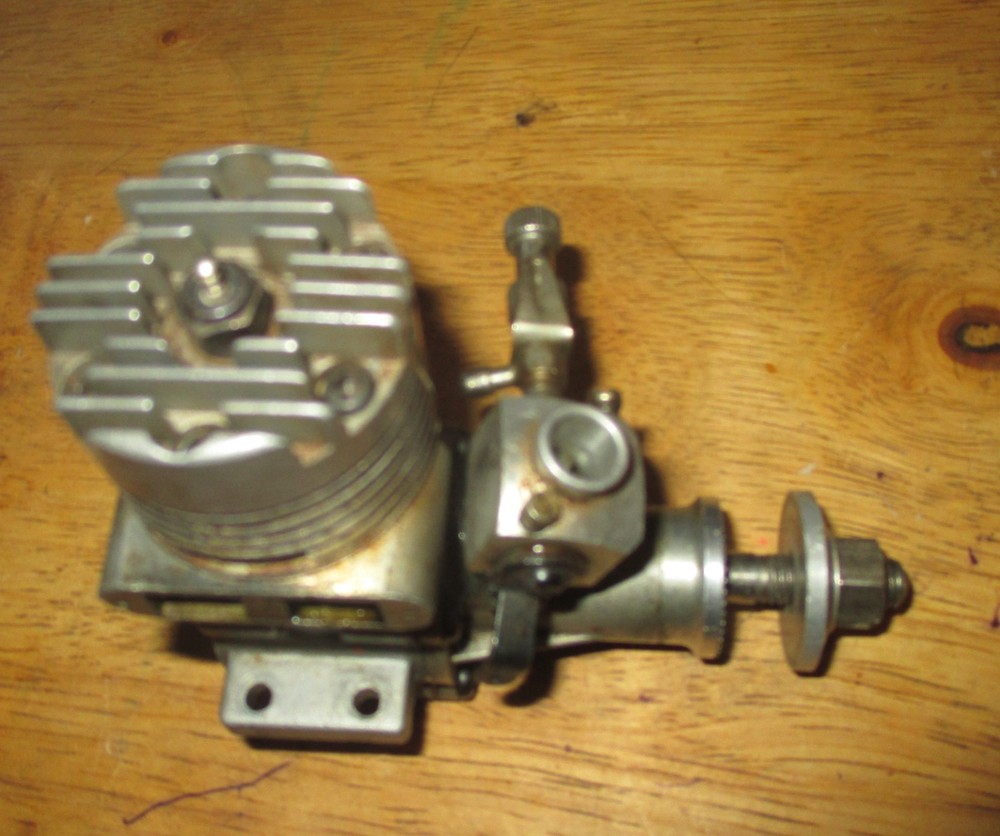 Enya 35-V RC Airplane engine Model 5225