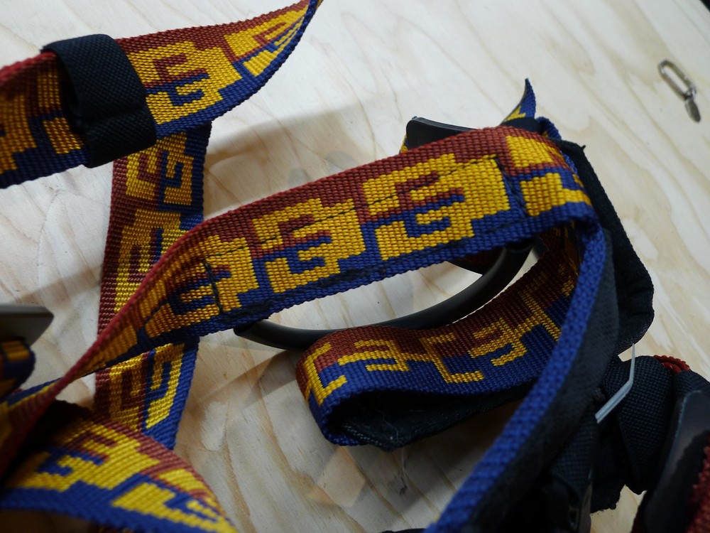 APACHE Climbing Harness 60kg 130 cm limit