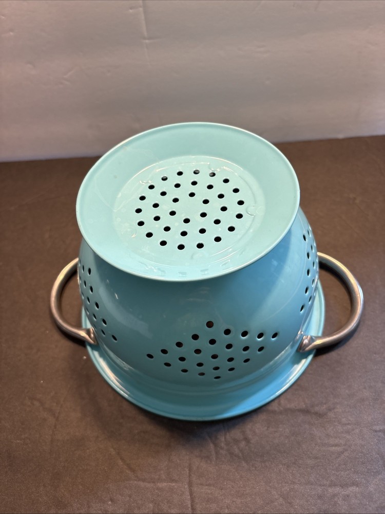 Turquoise Small Metal Enamelware Colander( S4)