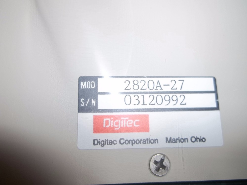 NEW IN BOX DIGITEC 2820A-27 DIGITAL PANEL METER (P10)