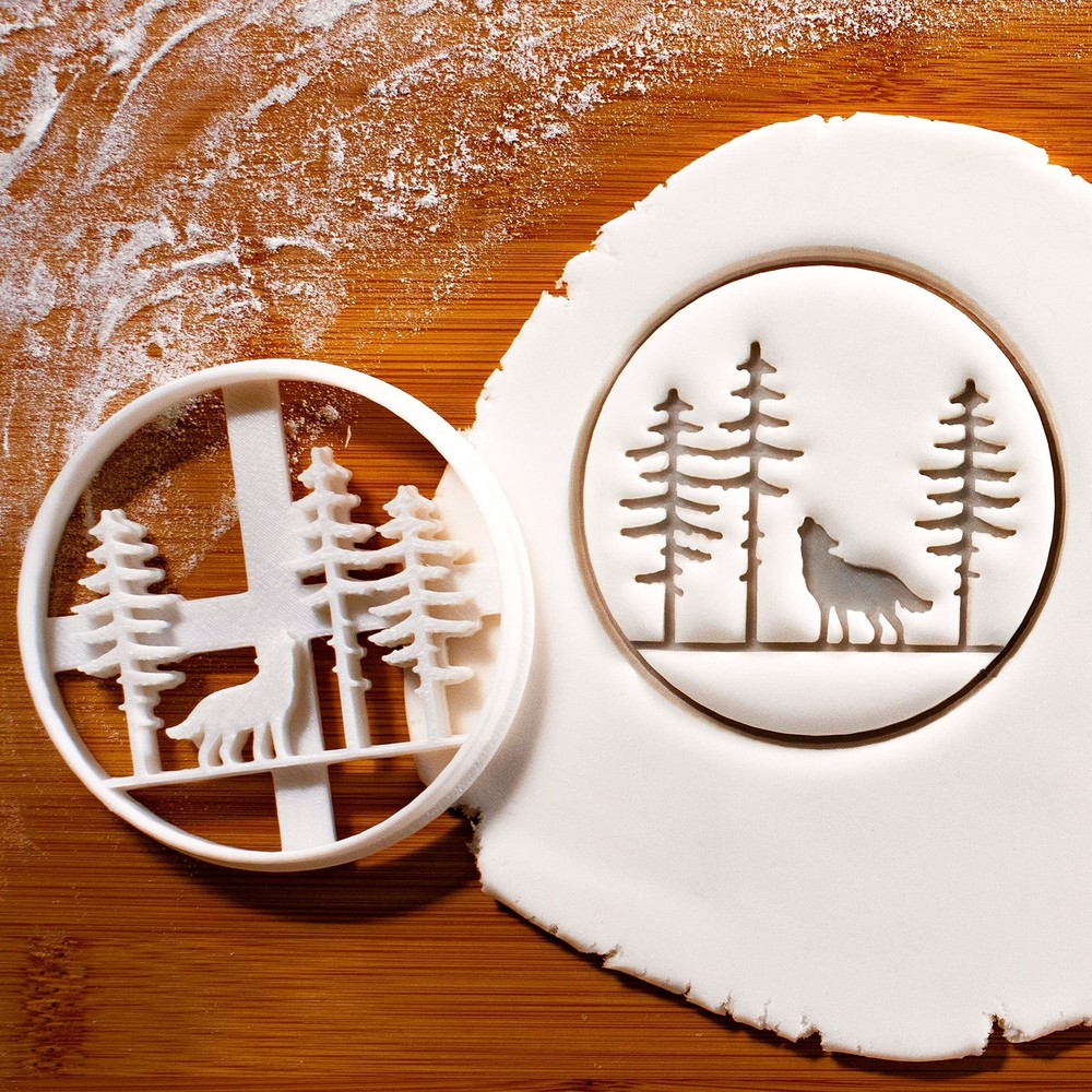 Forest Wolf Cookie Cutter, 1 piece - Bakerlogy