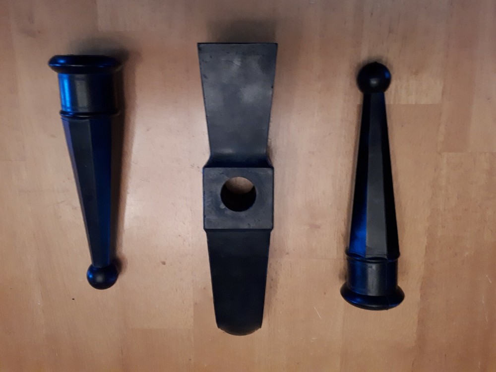 rugged hammer with 2 x spear heads