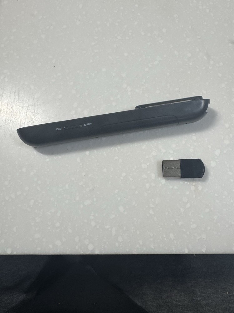 DinoFire Wireless Presenter, Hyperlink Volume Control Presentation Clicker Black