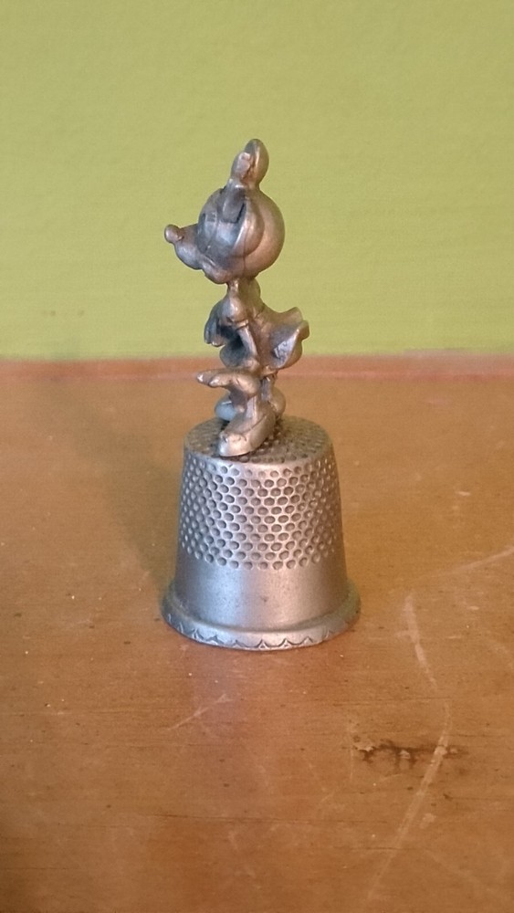 Disney Pewter Minnie Mouse Thimble
