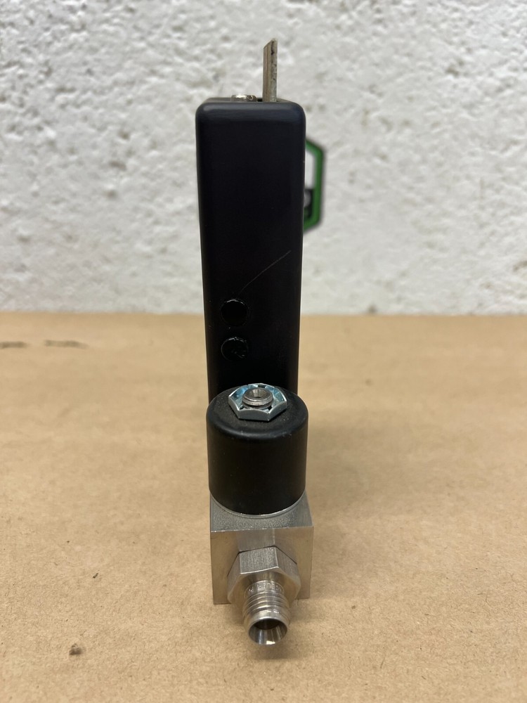 Brooks 5850TR Mass flow controller, 0-160 SCCM