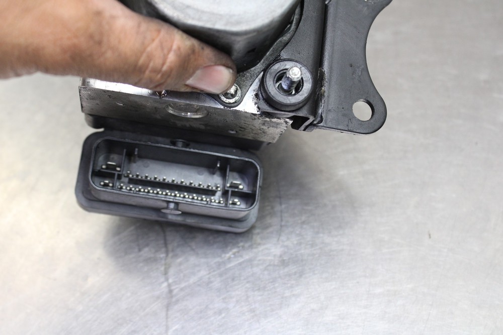 11-14 VULCAN 1700 VN1700 NOMAD ABS PUMP UNIT MODULE