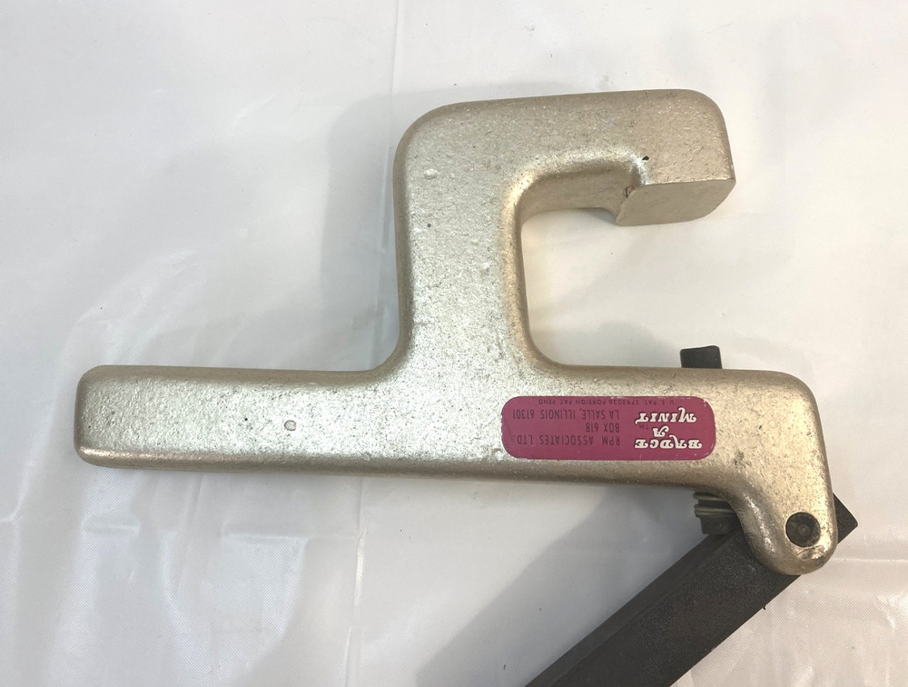 Vintage BADGE A MINT Button Maker Hand Press Tool